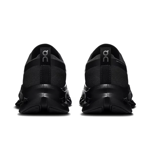 Auf dem Wolkenneigungsmond